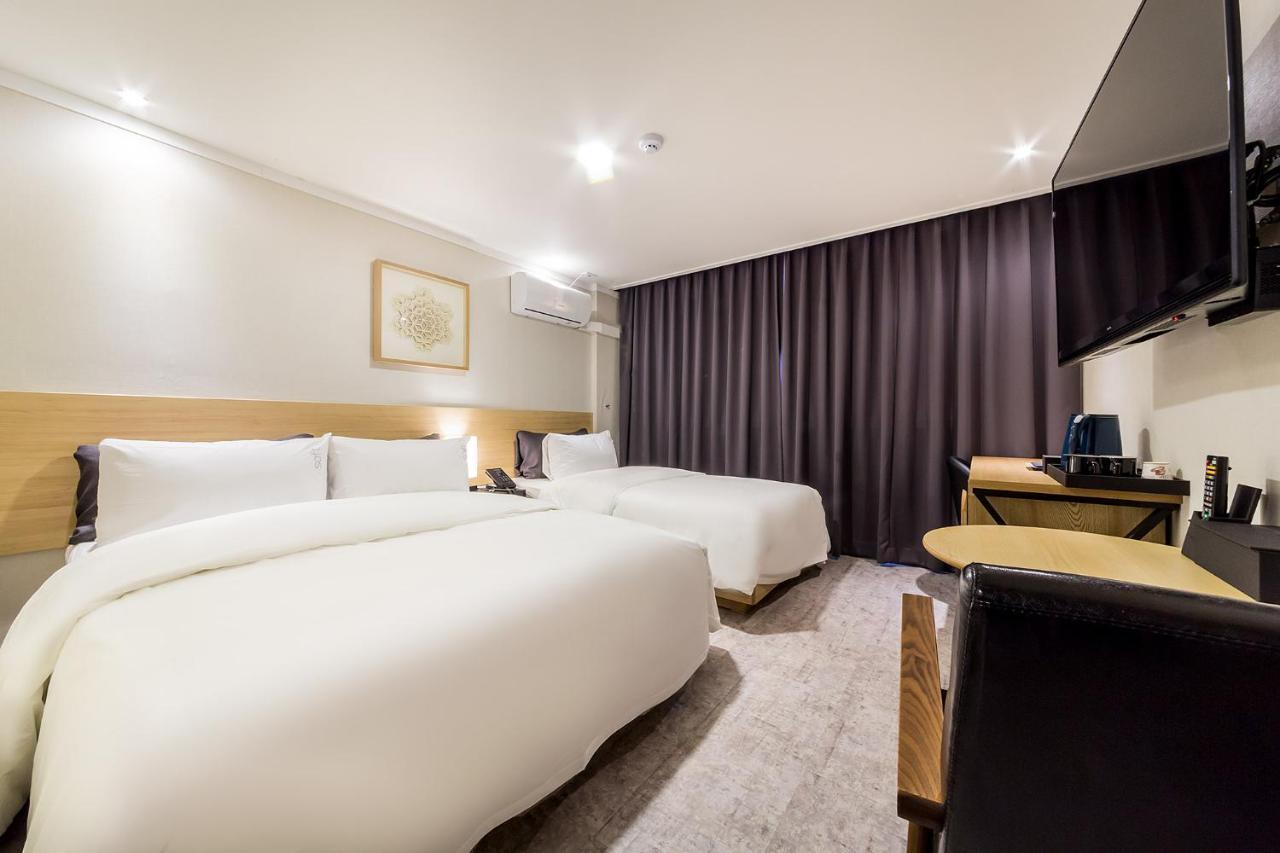 Pyeongtaek Stay Tourist Hotel Экстерьер фото